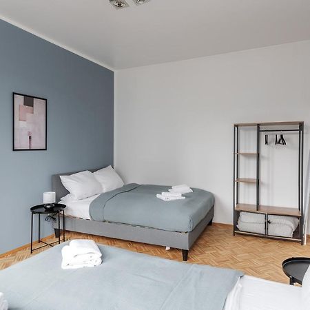 Flats 4 You, Moderne City Wohnung Naehe Hbf, Due-Messe 20 Min, Netflix, Kueche Дуйсбург Екстериор снимка