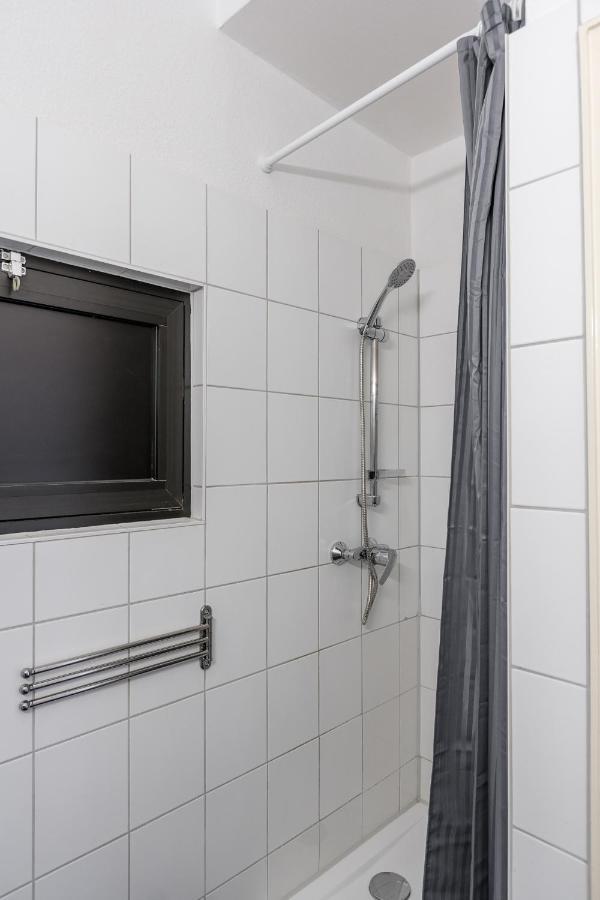 Flats 4 You, Moderne City Wohnung Naehe Hbf, Due-Messe 20 Min, Netflix, Kueche Дуйсбург Екстериор снимка